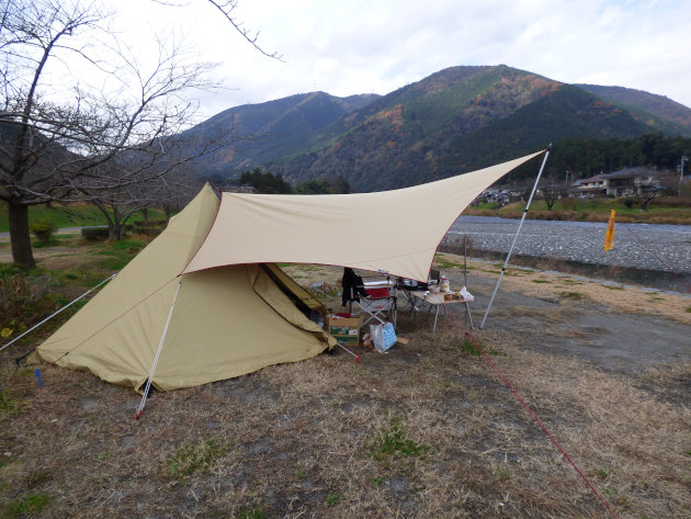 最安挑戦中 テンマクデザイン ムササビウイング13ft.TC 焚き火