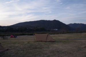 栗栖園地キャンプ場 明日は雨なのに出撃する