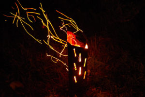 粕川オートキャンプ場 かがり火とまばゆい灯り