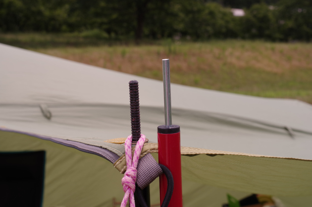テントのキャノピーポールを赤いポールに交換 おっさんソロキャンプ道