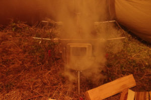 粕川オートキャンプ場 薪ストーブの煙と格闘した夜のこと