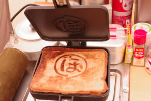 足もとに春を見つけた粕川オートキャンプ場でのソロキャンプ