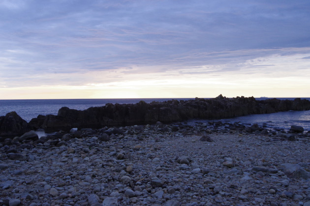 夏 海 釣り ソロキャンプ 日本海に沈む夕日に癒された おっさんソロキャンプ道