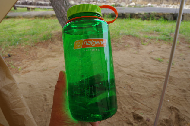 ナルゲンボトルでソロキャンプの水を確保する