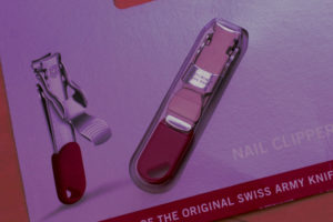 ビクトリノックスのネイルクリッパーをキャンプで使う