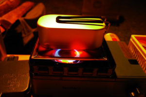 ソロキャンで米１合だけ炊くならダイソーメスティンが最適サイズ