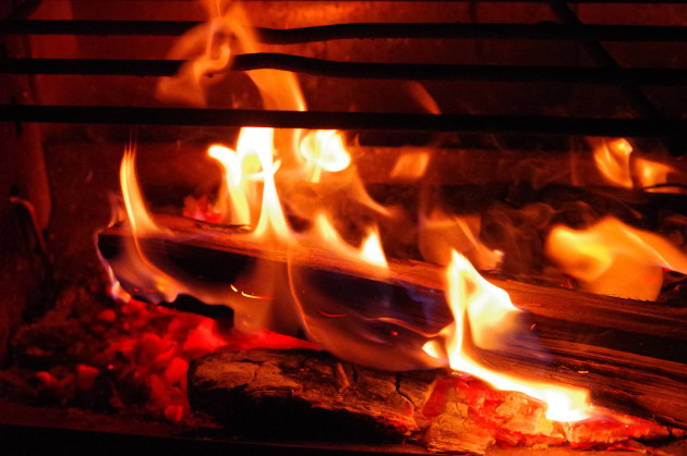 ブラスターで火を大きく