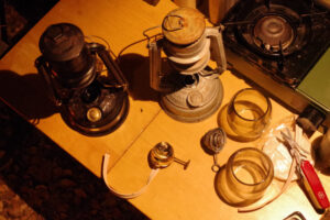 オイルランタンを何度点火してもすぐ消えてしまう!何故なんだぁ