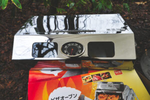 DCMの最新ピザオーブンを紹介 キャンプで作る熱々のピザがウマい