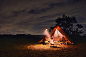美しい野営地を守る！直火による焚き火跡を片付けたソロキャンプ