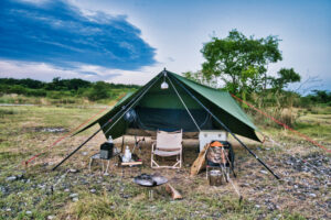 Go Glampingの軍幕風TCタープで理想のソロキャンプ基地を作ろう