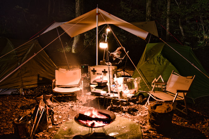 キャンプの夜1