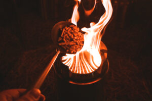 ソロストーブでペレットを燃やすときに役に立つ道具を紹介します