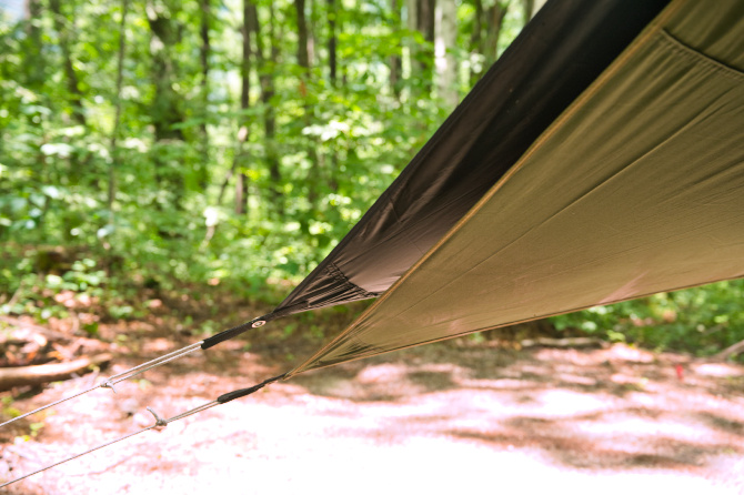 夏キャンプの暑さ対策にタープの二重張りを極める！