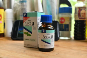 今年も負けられないブヨ[(ブユ)との戦いに備えハッカ水を作ろう