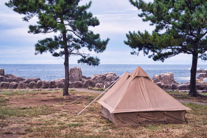 野営地から日本海へ遠征したソログルキャンプ