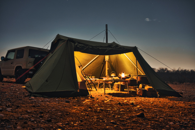 テントに薪ストーブを入れて暖まる冬のおこもりソロキャンプ