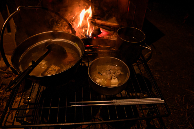 鍋で暖まる