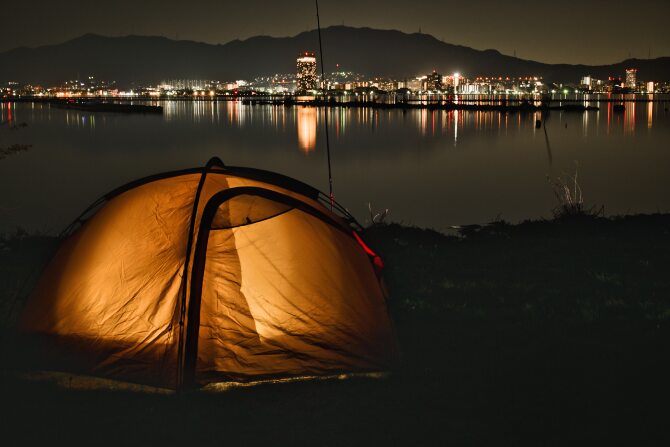 夜の琵琶湖