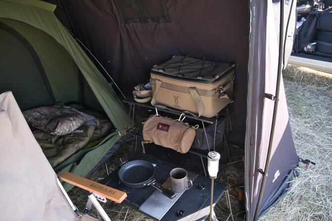 反対側のフィールドラック