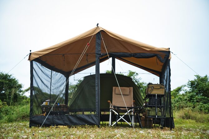 メッシュウォール