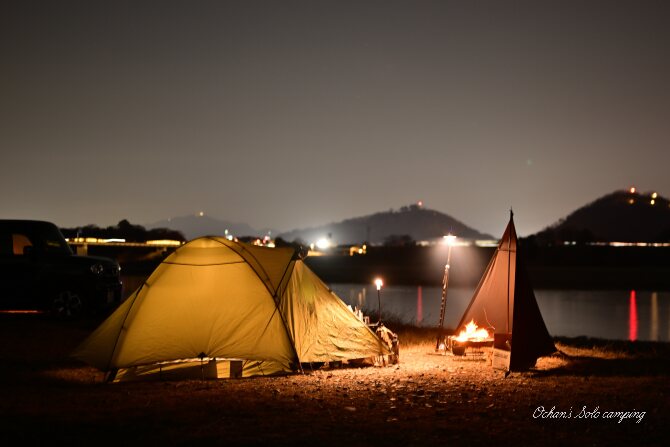 冬キャンプで焚き火