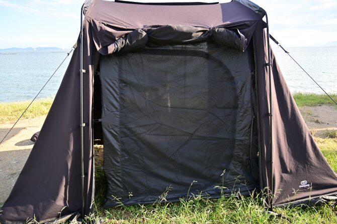 インナーテント裏から