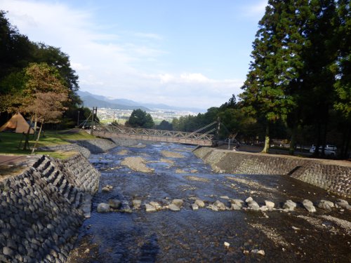 大津谷01_遊べる川