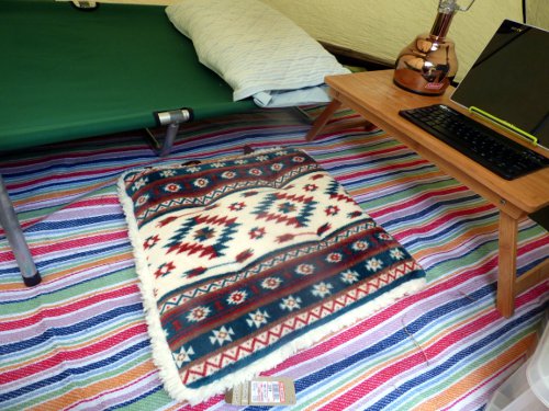 大津谷01_ざぶとん